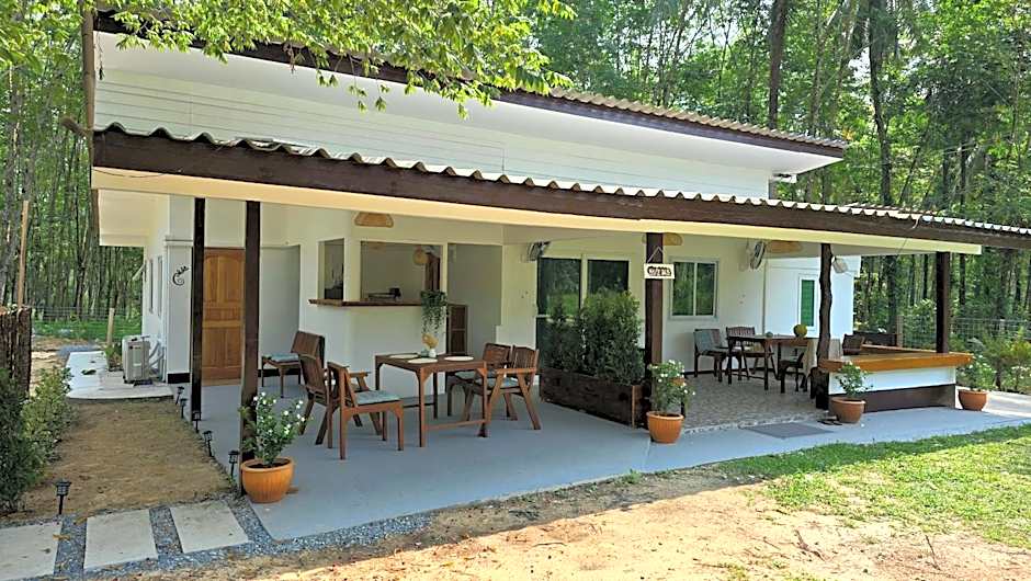 Photo 1 of 18 of Gecko House Koh Kood
