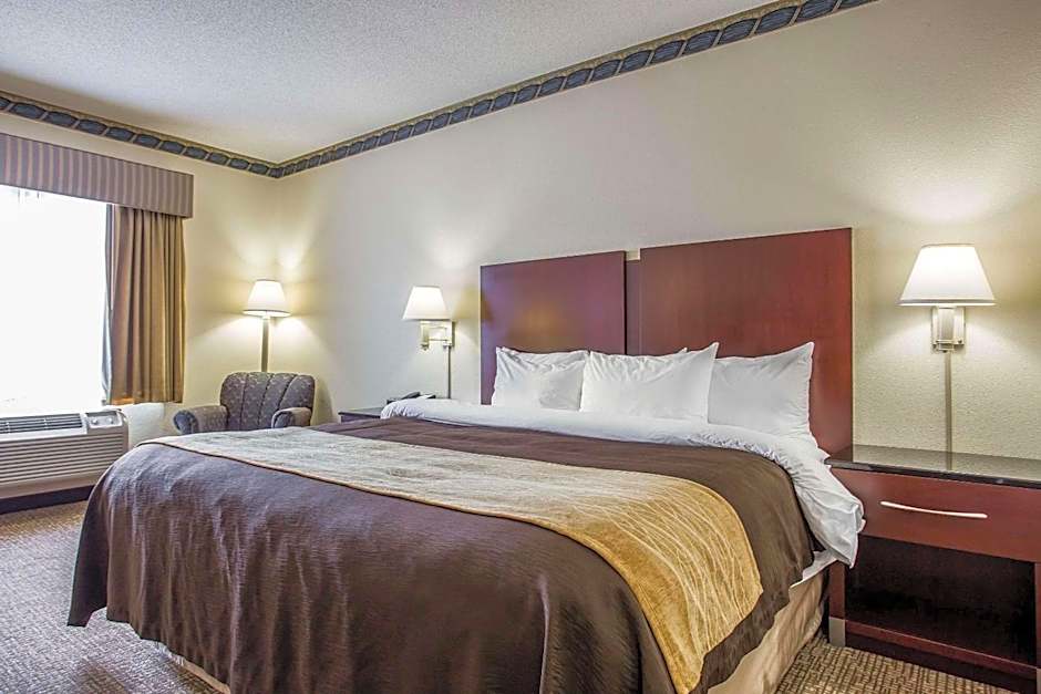 Comfort Inn & Suites Ft.Jackson Maingate