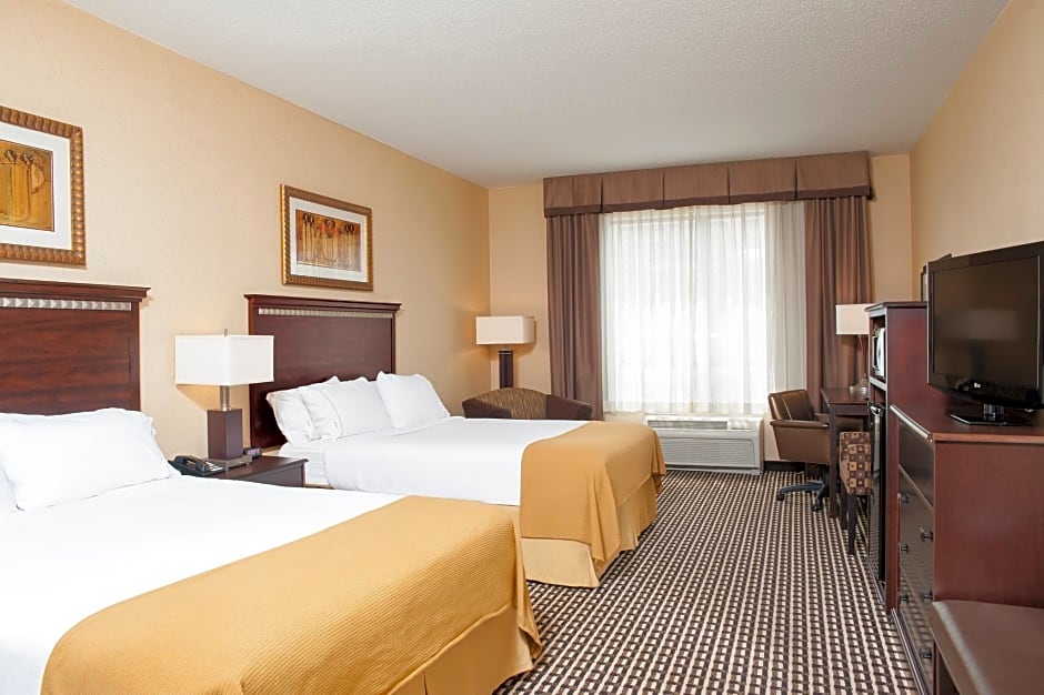 Holiday Inn Express Hotel & Suites Seymour