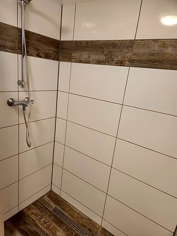 Hotel Hoyers in Pinneberg, Free Parking and WiFi