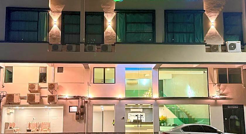 First Garden Hotel by OYO Rooms – Kuantan, WV