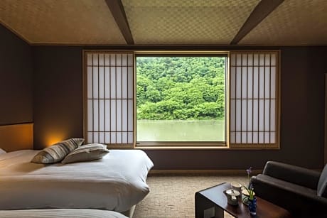 Superior Twin Room with River View -Annex - Non-Smoking(Over 12 Years Old Only)