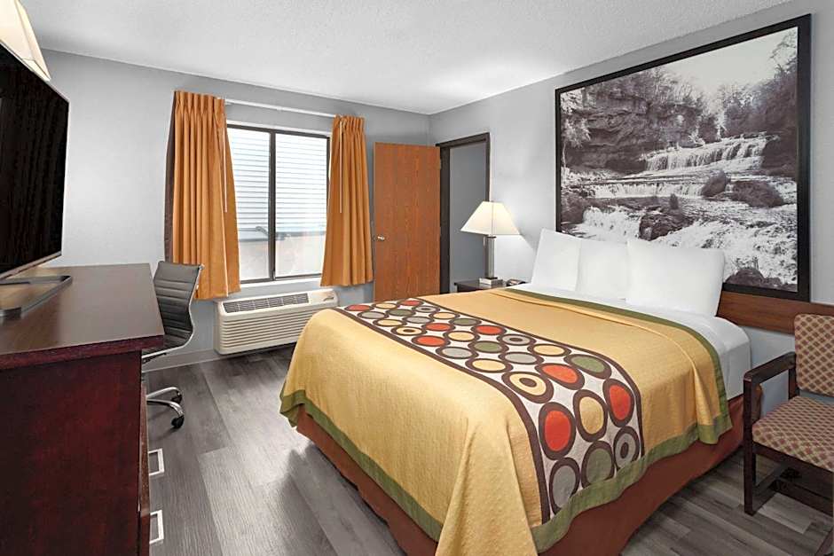 Super 8 by Wyndham Sun Prairie/Madison E