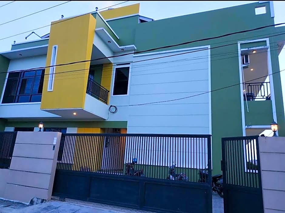 Hotel O Tri Homestay