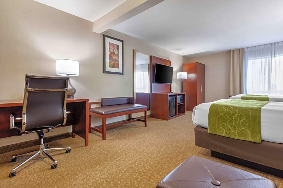 Comfort Suites Omaha East-Council Bluffs