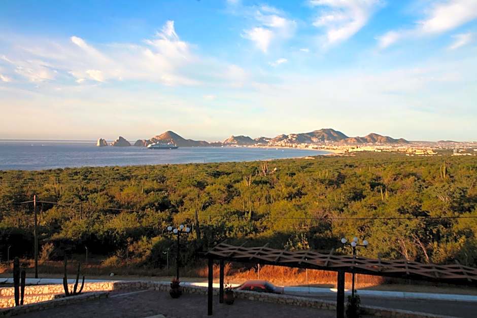 Sunrock Hotel & Suites