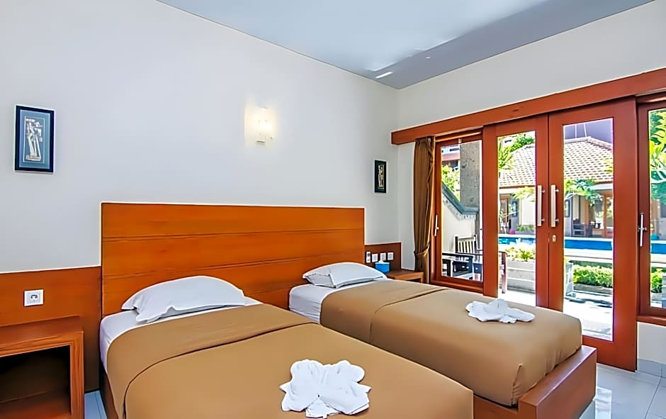 Gora Beach Inn