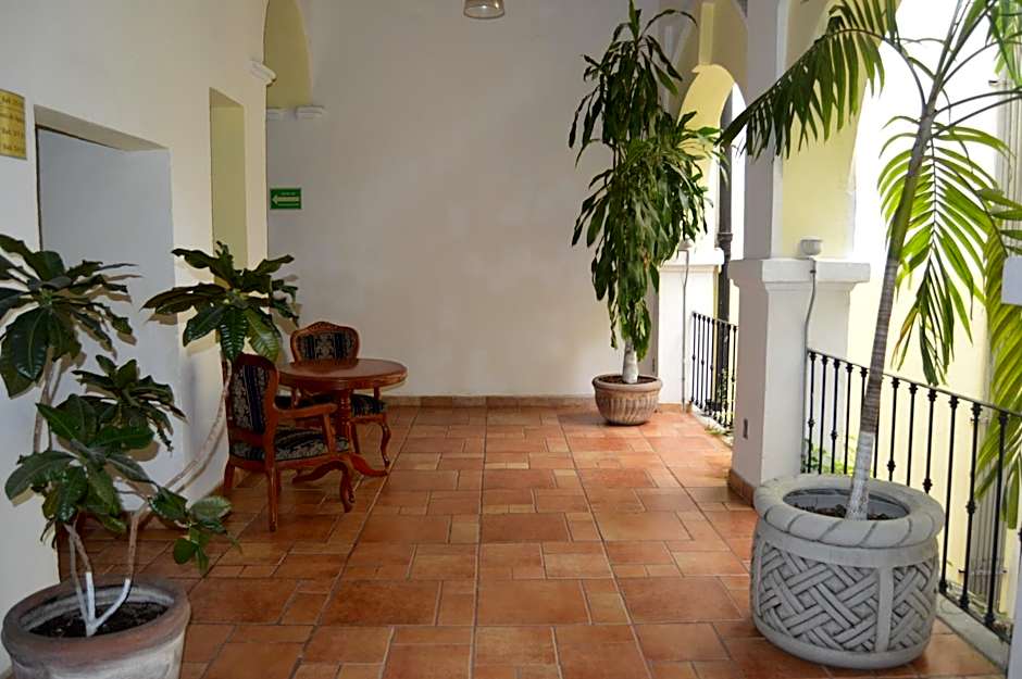 Hotel Meson del Mar