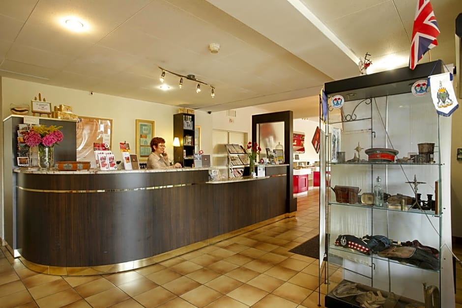 BRIT HOTEL Confort CAMBRAI