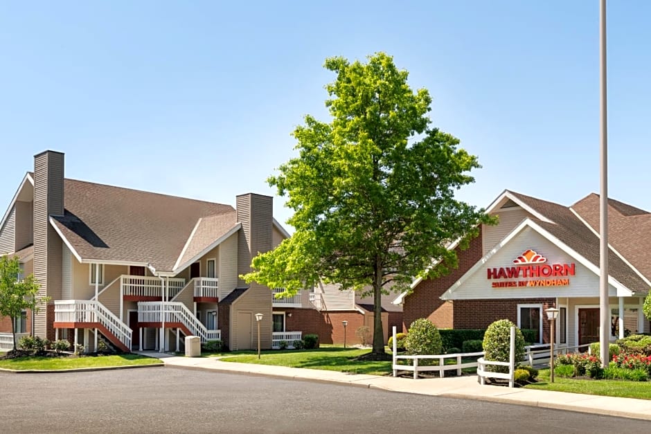 Hawthorn Suites by Wyndham Tinton Falls