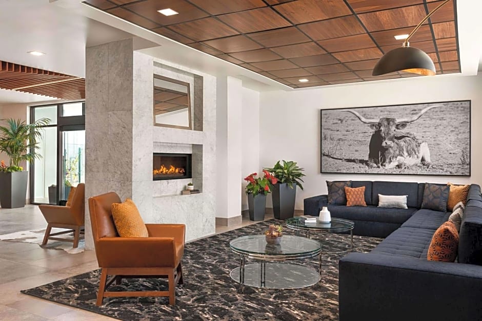 La Quinta Inn & Suites by Wyndham San Luis Obispo Downtown