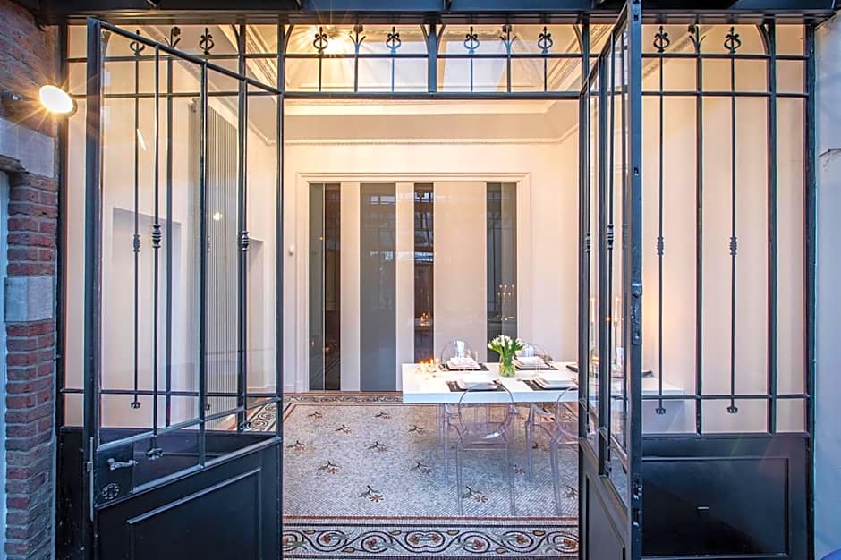 Maison Noppius - Love Hotel