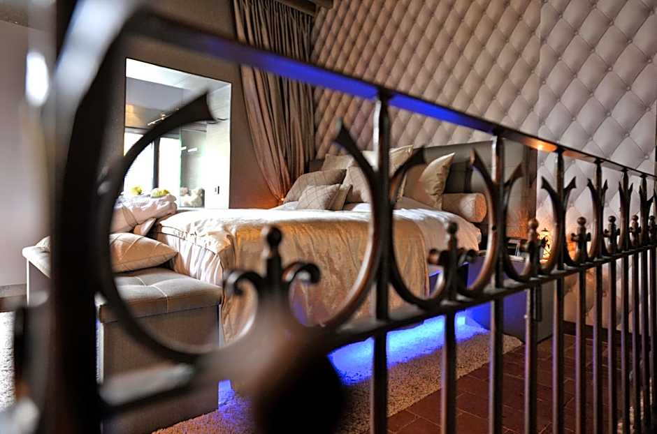 Suite & B by Hofke van Bazel