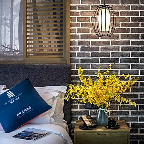 Garden Twin Room with 3D Cinema View