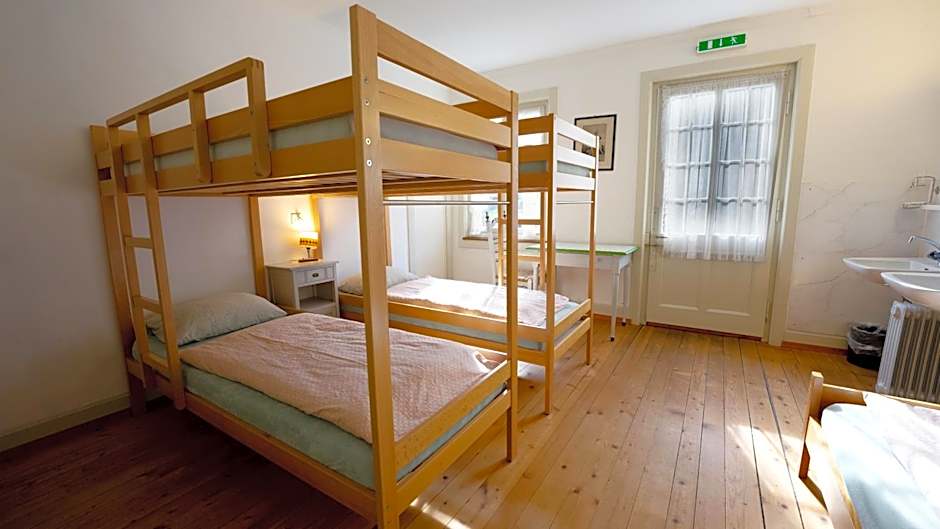 Leissigen Youth Hostel