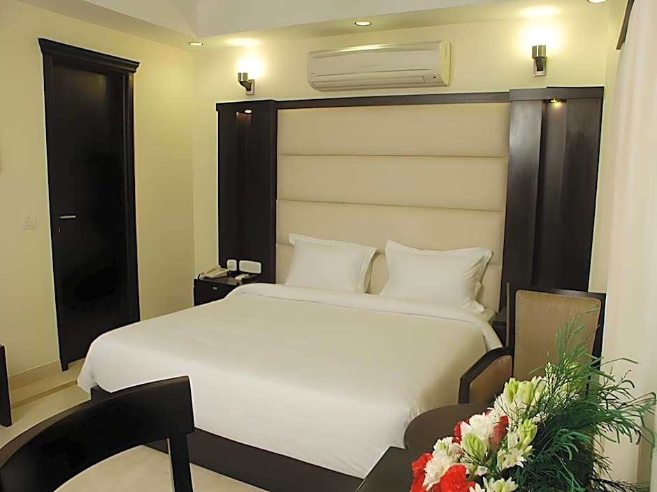 Hotel Meridian Plaza