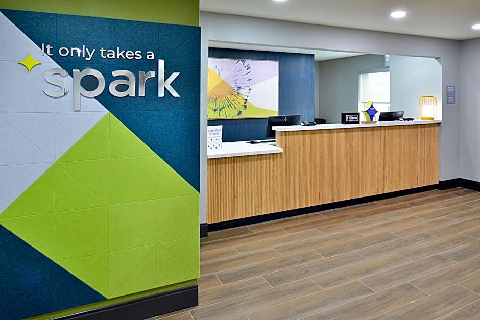 Spark by Hilton Dallas Market Center