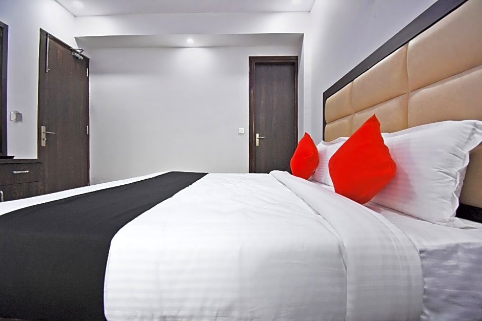 Hotel O Mayank Residency