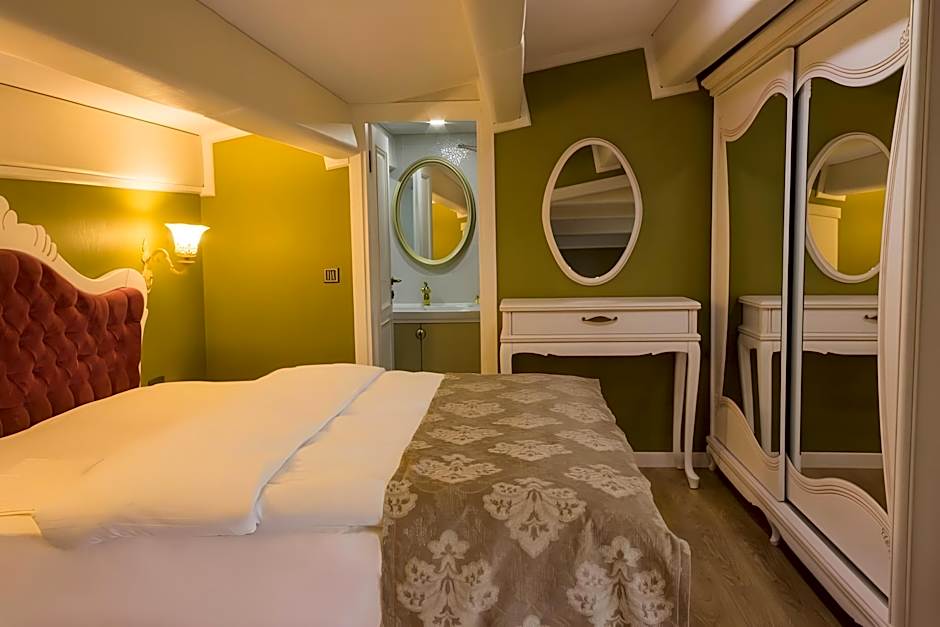 Photo 1 of 13 of Deluxe Suite