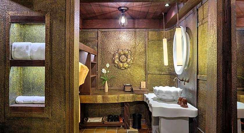 Legacy Yen Tu-MGallery by Sofitel