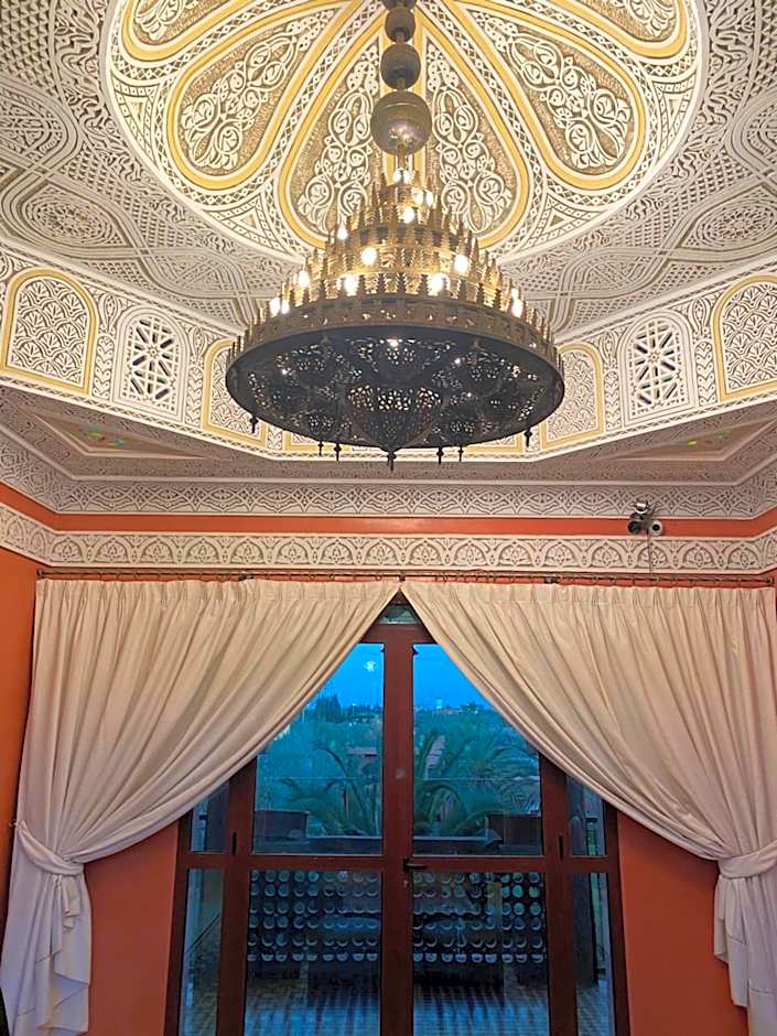 Equi Palace & SPA Near Aeroport