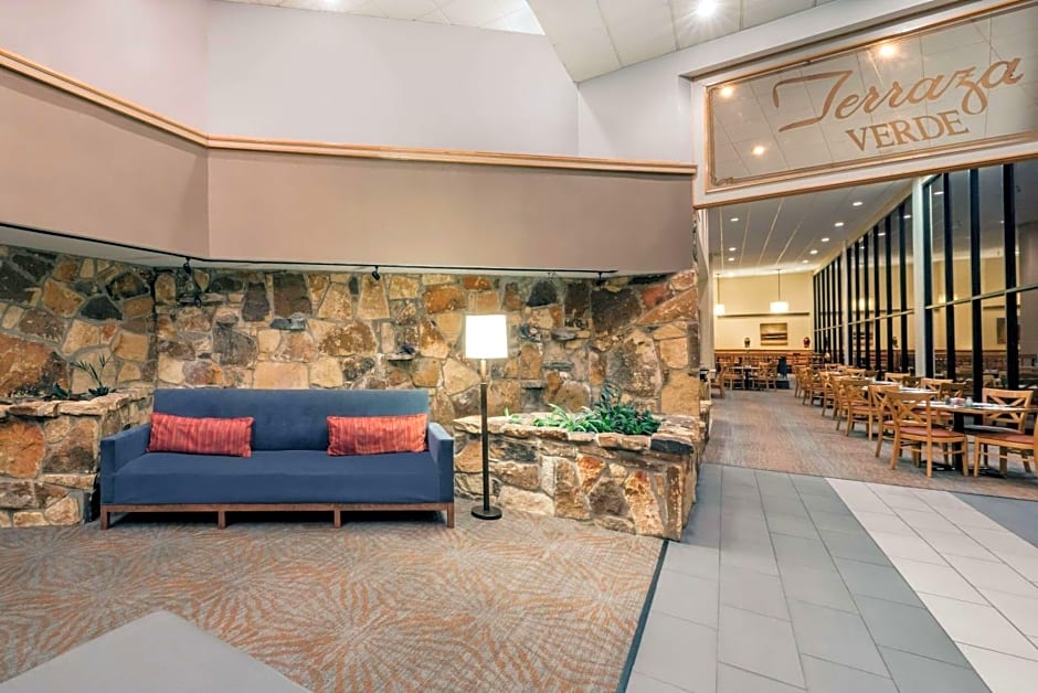 Hotel AVA Laredo