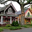 The Oak Bluffs Inn
