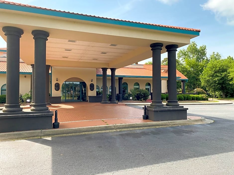 Motel 6 Savannah GA Gateway & I95