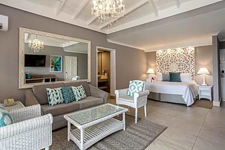 Deluxe Oceanfront Room