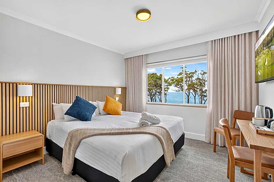 Lufra Beachside Hotel