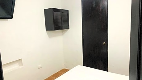 Standard Studio