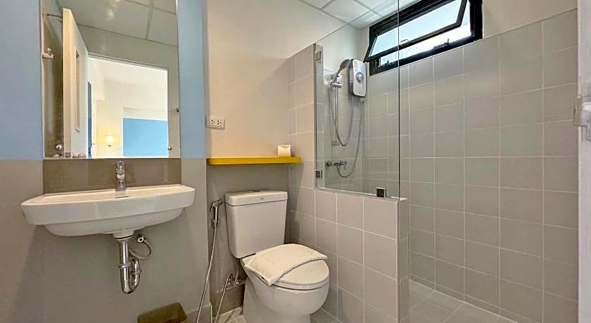 HOP INN Sakon Nakhon