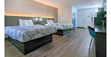 2 Full Beds | ADA/RI Shower/Premium/Micfridge Non-Smoking