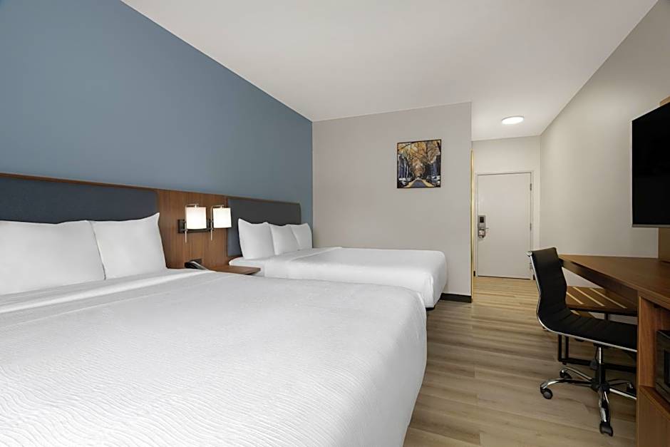 Wingate by Wyndham Dublin Near Claytor Lake State Park