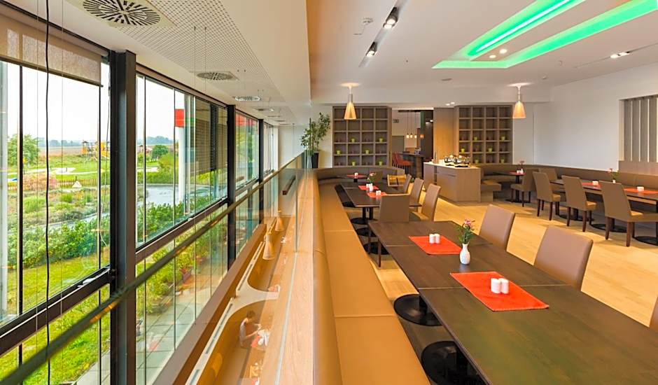 All in Red Thermenhotel