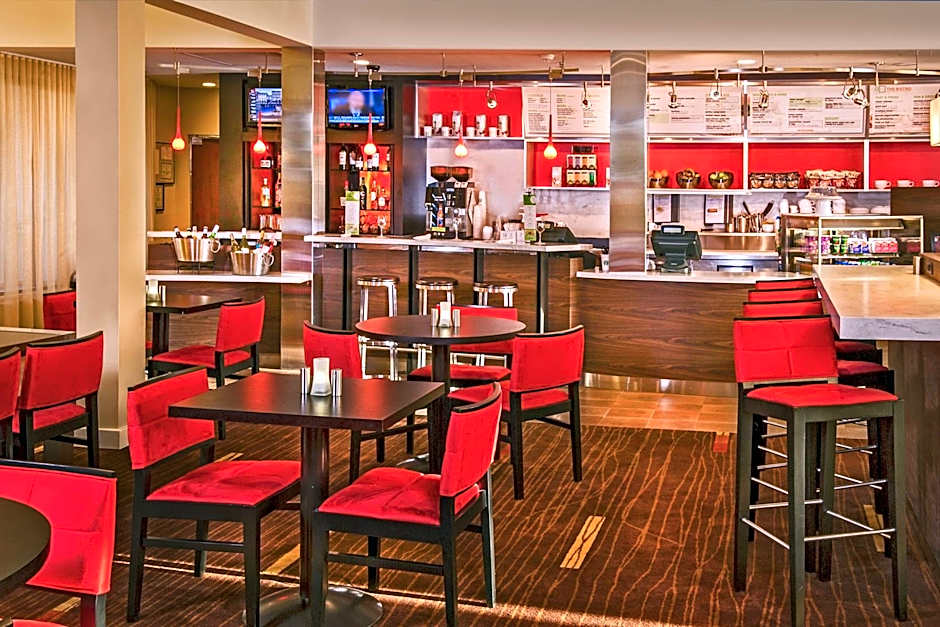 Courtyard by Marriott Hampton Coliseum Central