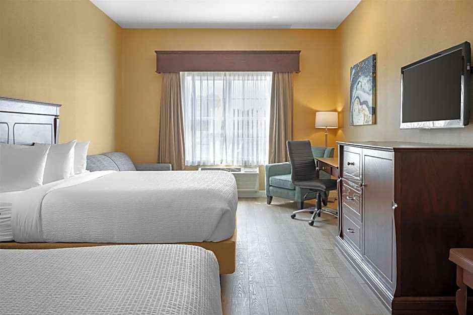 Best Western Plus Fredericton Hotel & Suites