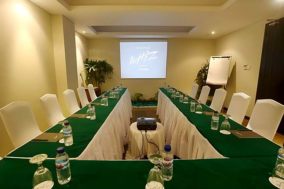 Grand Whiz Hotel Nusa Dua