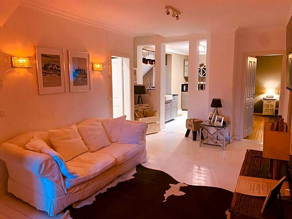 The Hampton Hock's - Wellness & Wine