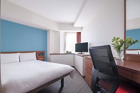 Double Room with Small Double Bedand and Early Check-in 13:00 and Late Check-out 13:00 - Non-Smoking