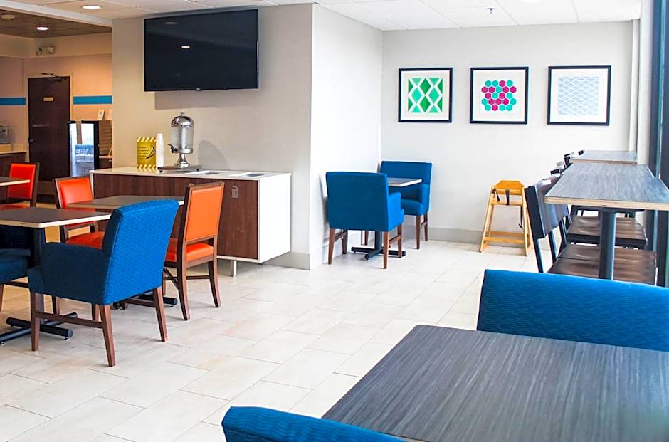 Holiday Inn Express Atl West (I-20) Dville Area By IHG