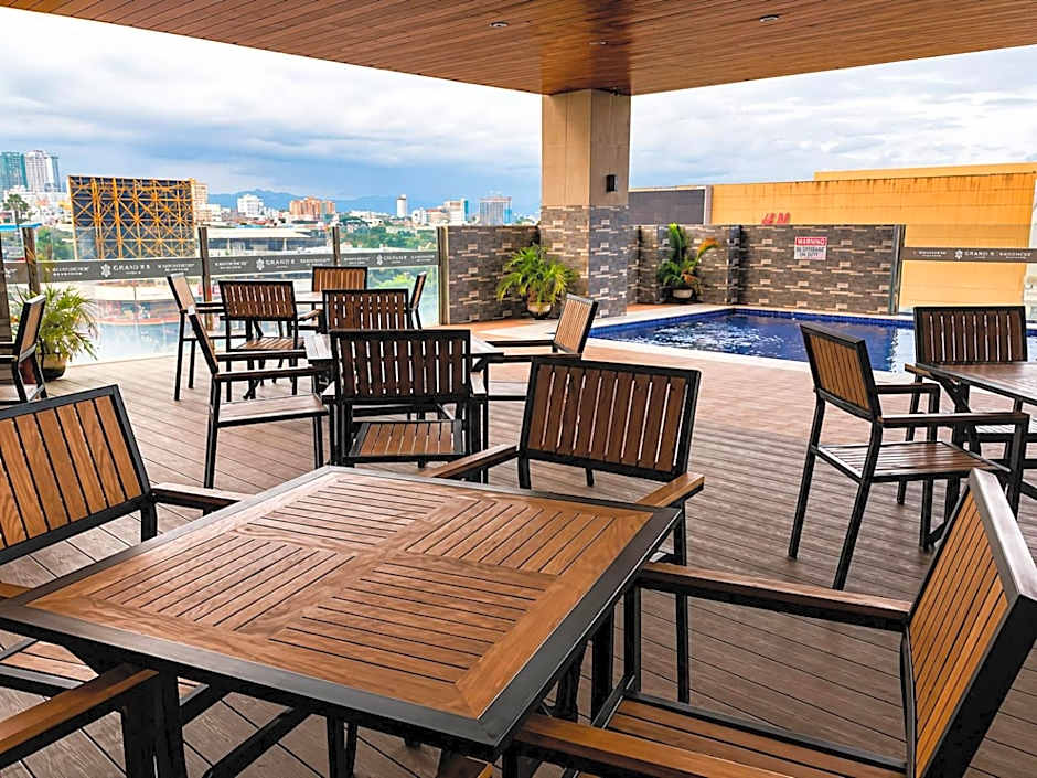 Azure Unit by MIGAs Haven at Sunvida SM Cebu