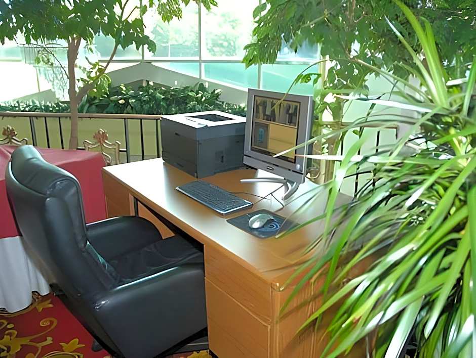 The Royal Regency Hotel