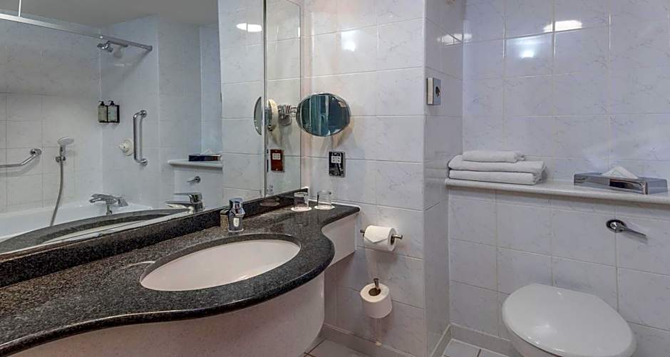 Cambridge Bar Hill Hotel, BW Signature Collection