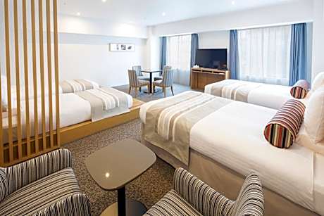 Grand Deluxe Fourth - Non-Smoking - No Room Cleaning Service