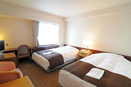 Twin Room - Non-Smoking