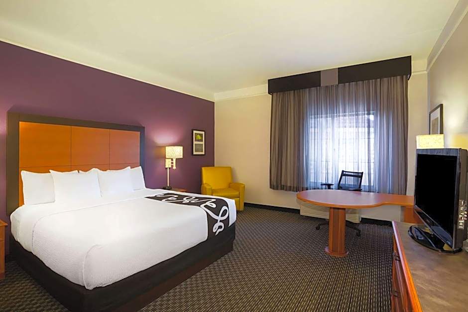 La Quinta Inn & Suites by Wyndham Westport