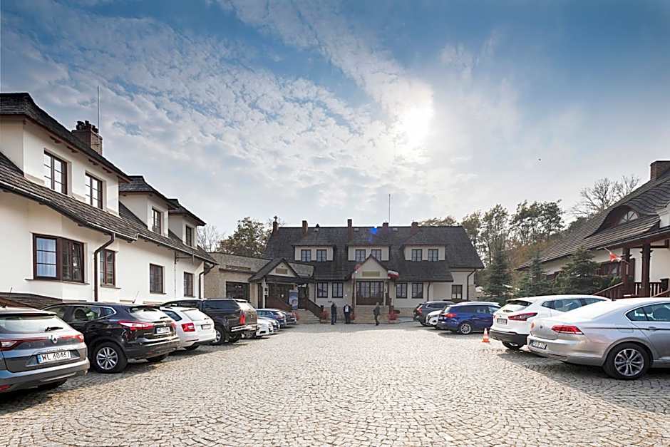 Hotel Sarmata Zespół Dworski
