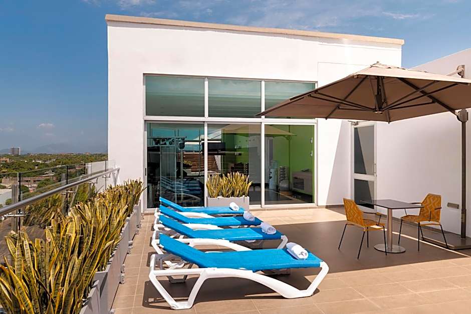 Hampton Inn By Hilton Valledupar