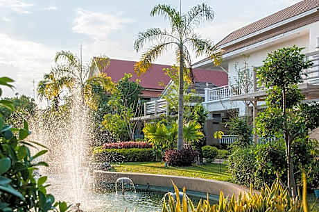 Tonwa Resort